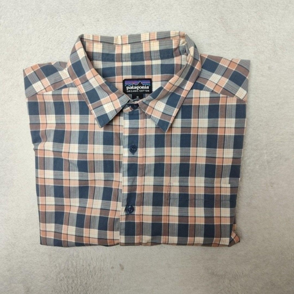 Patagonia Shirt Mens M Blue Plaid Button-Up Short Sleeve Fezzman Lightweight
